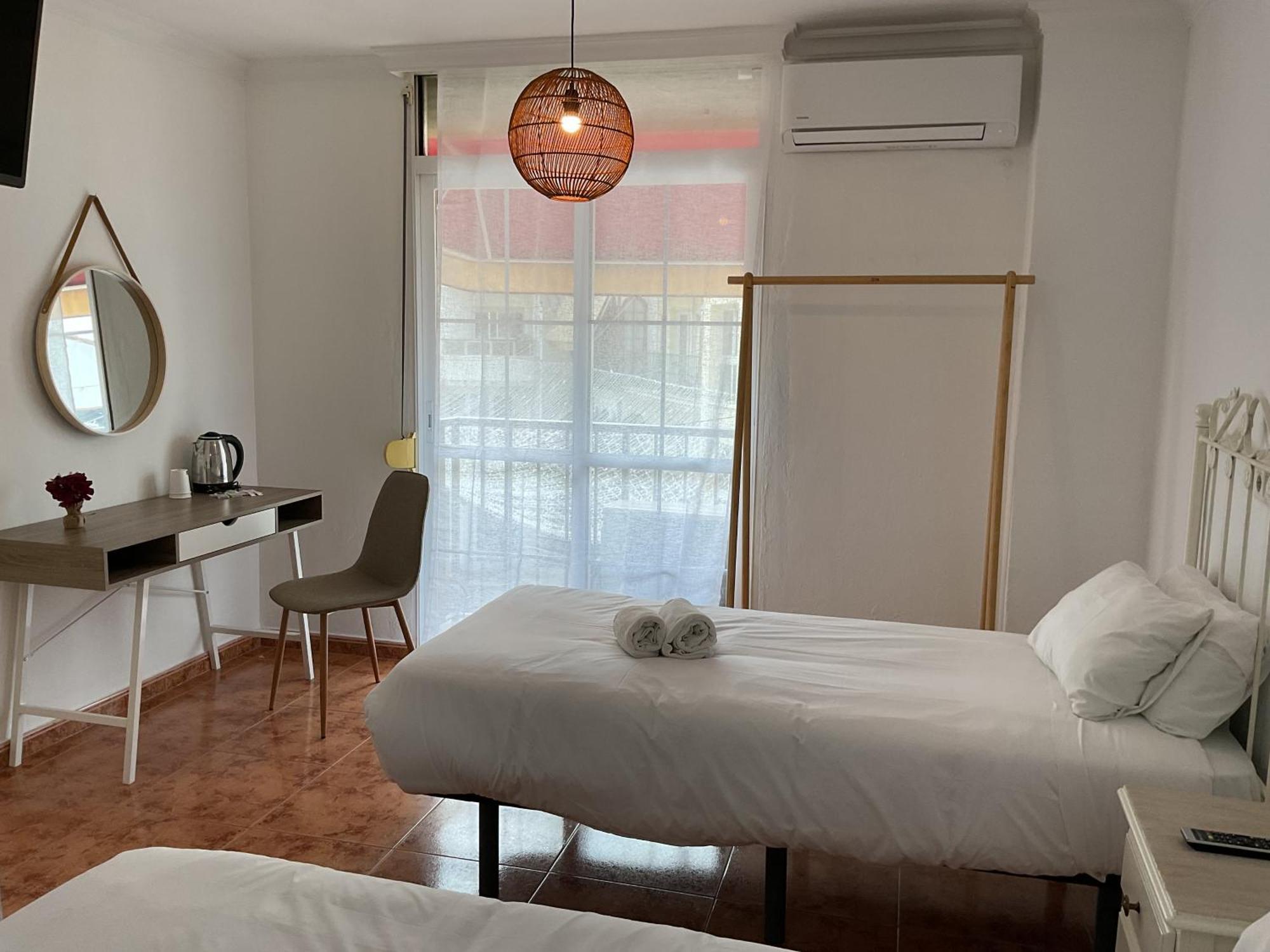 Hostal San Miguel By Croma Estepona Ngoại thất bức ảnh