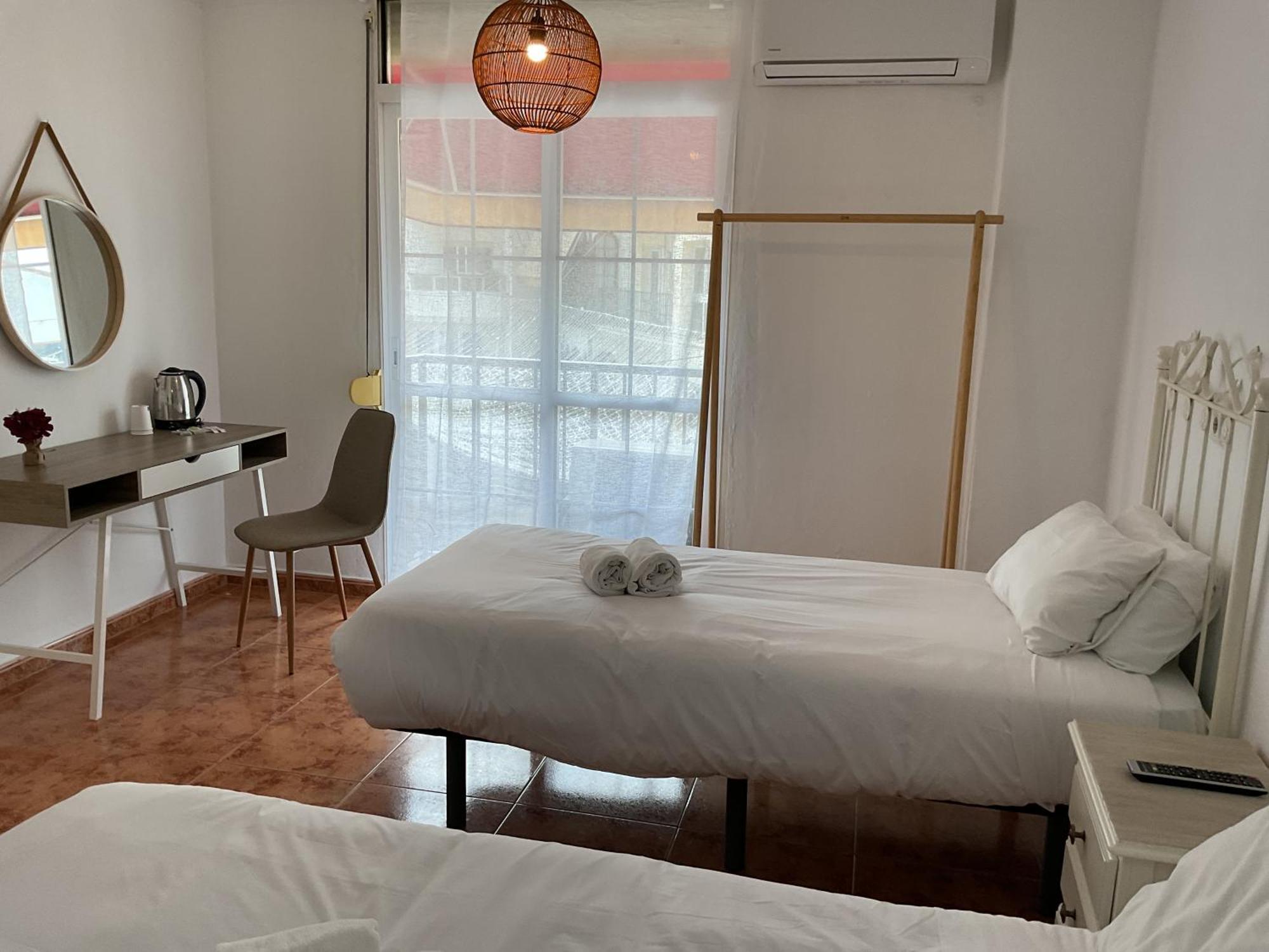 Hostal San Miguel By Croma Estepona Ngoại thất bức ảnh